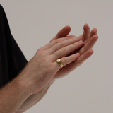 Oscar Signet Pinky Ring | Gold